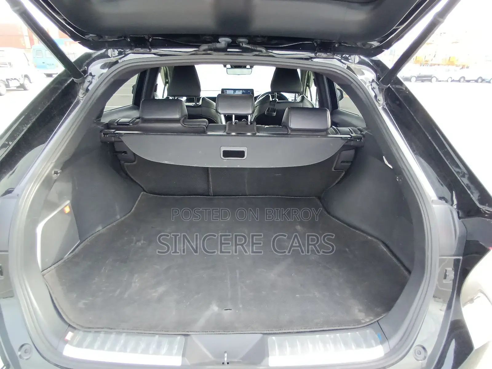 Toyota Harrier Z PKG NON HYBRID 2021