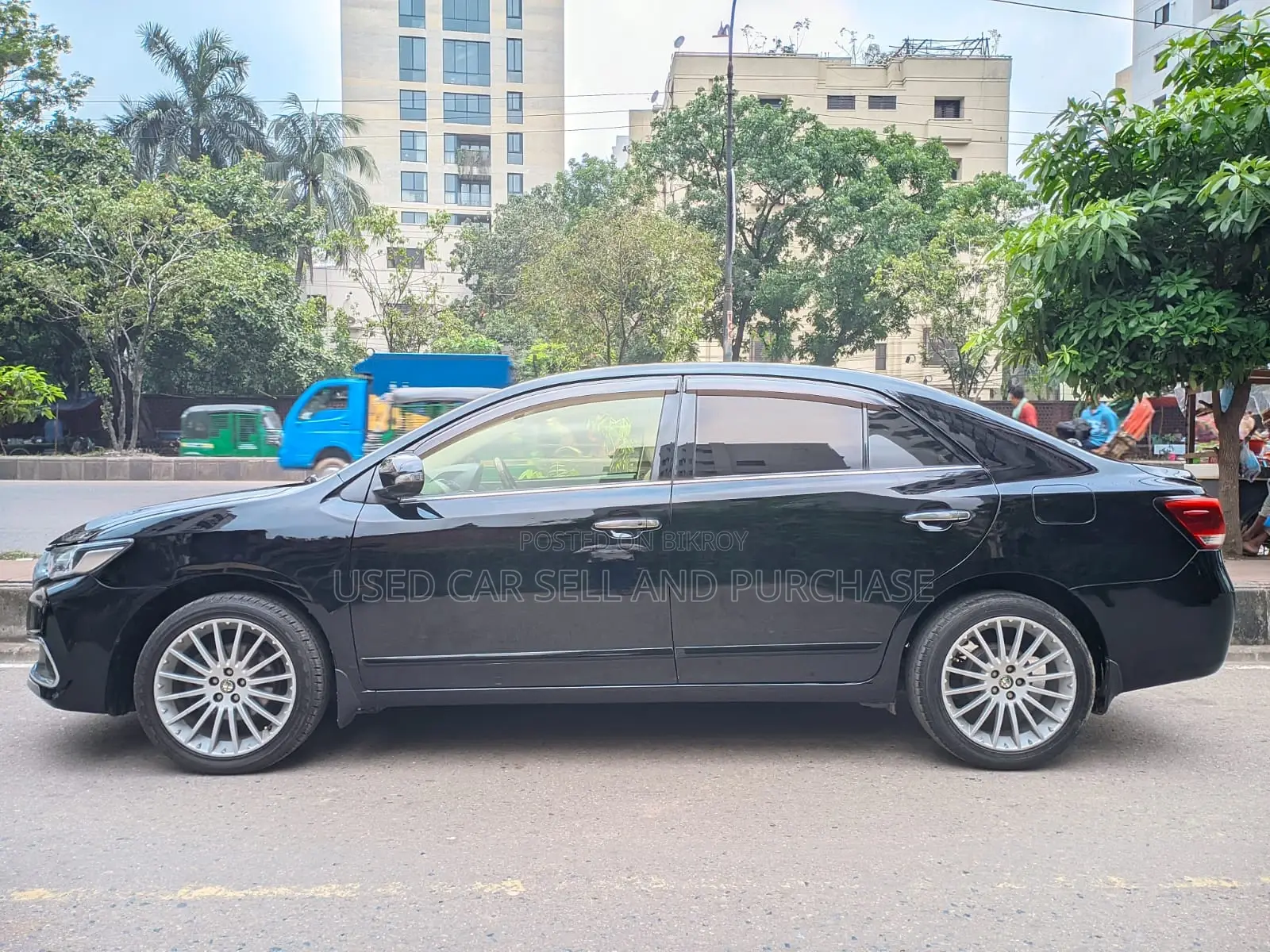 Toyota Premio 2016 Black