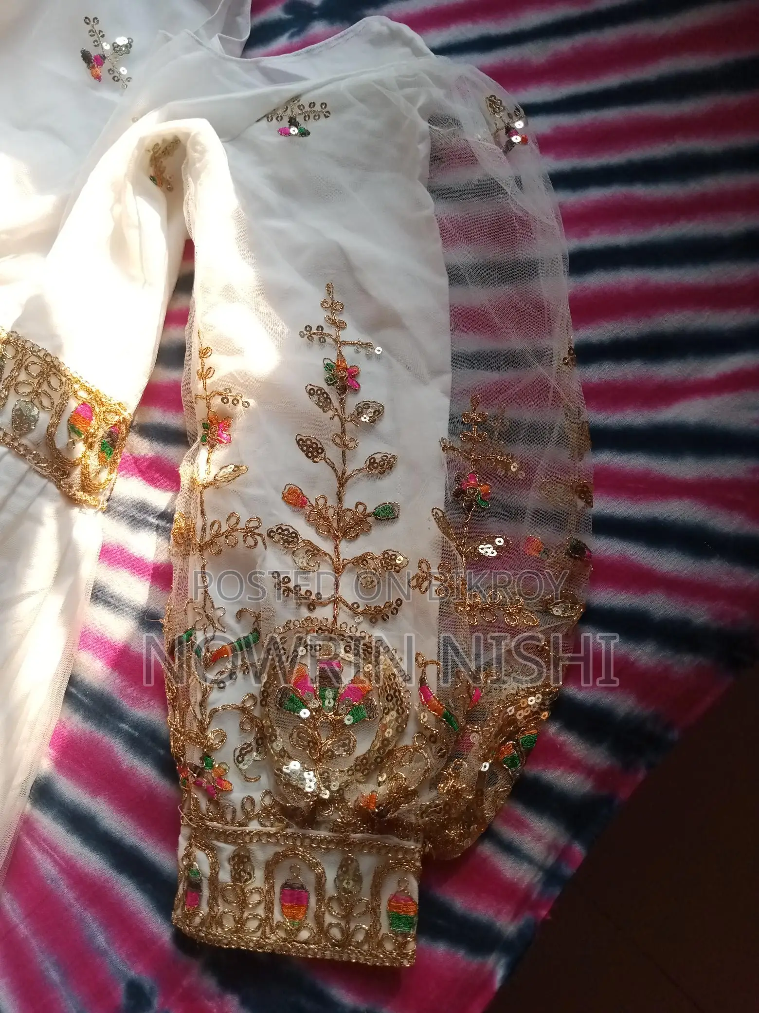 Sarees and Gowns for Sale