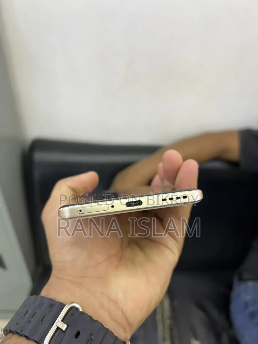 Realme (Brand New)