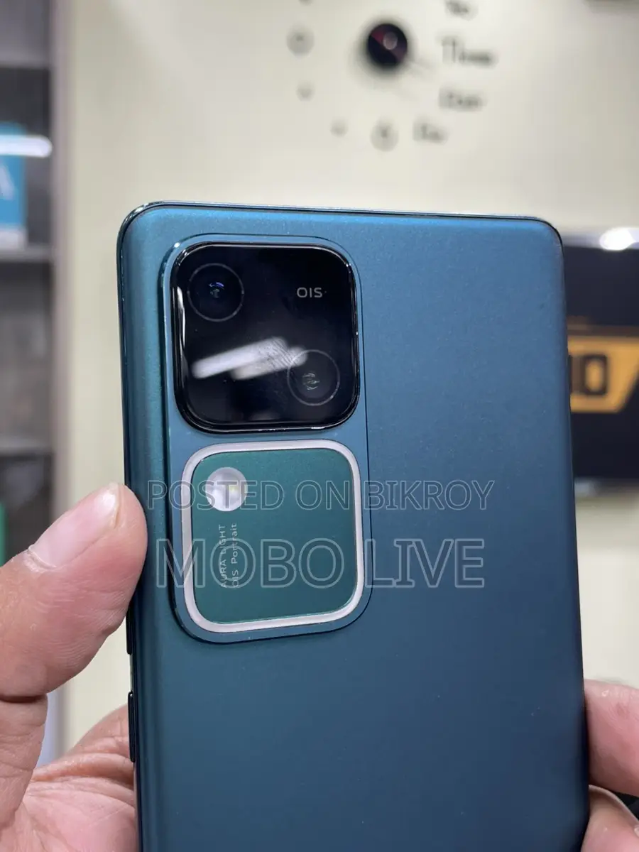 Vivo V30 8/128 Full Fresh (Used)