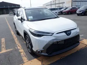 Toyota Corolla Cross Z Pearl Full Option 2021