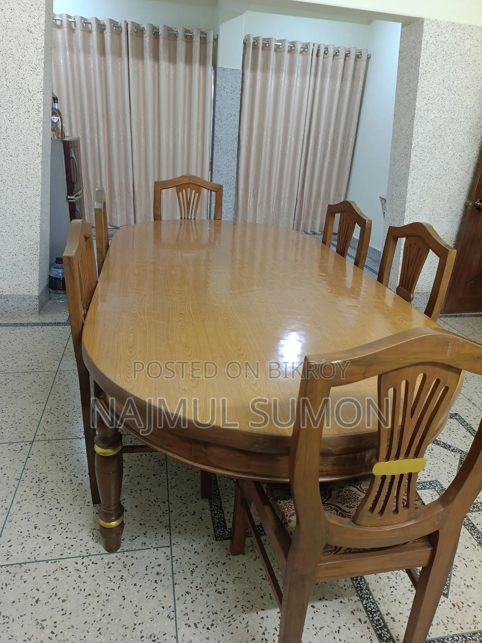 ৬ চেয়ার এর ডায়নিং টেবিল