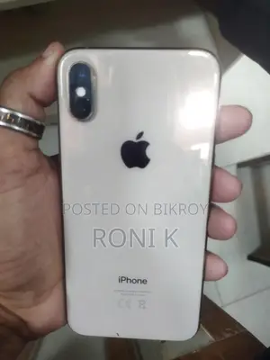 Apple iPhone XS (Used)