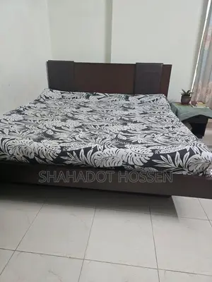 খাট ৭ ফিট বাই ৬ফিট