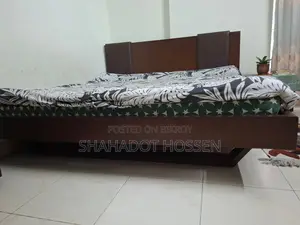 খাট ৭ ফিট বাই ৬ফিট