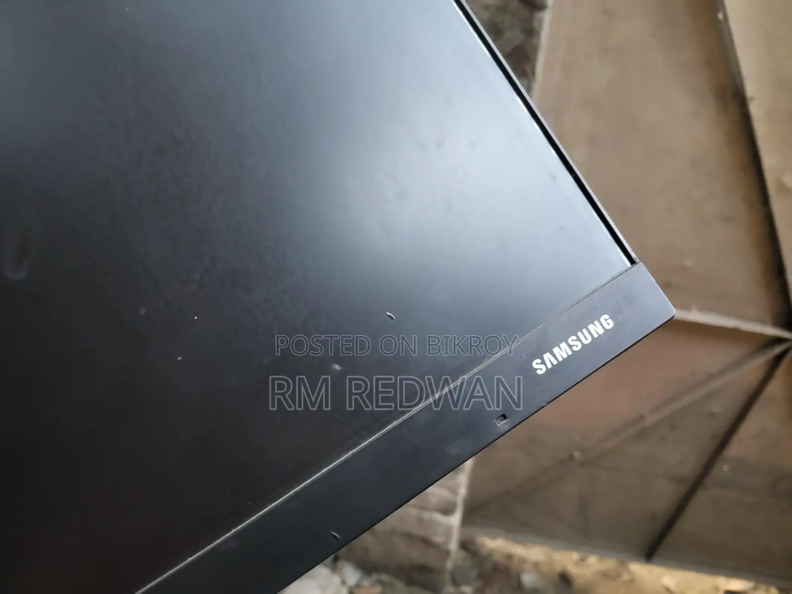 Samsung 22” Full HD Monitor (Used)