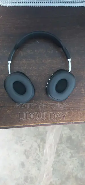 একদম ফ্রেশ কন্ডিশনে P9 হেডফোন বিক্রি
