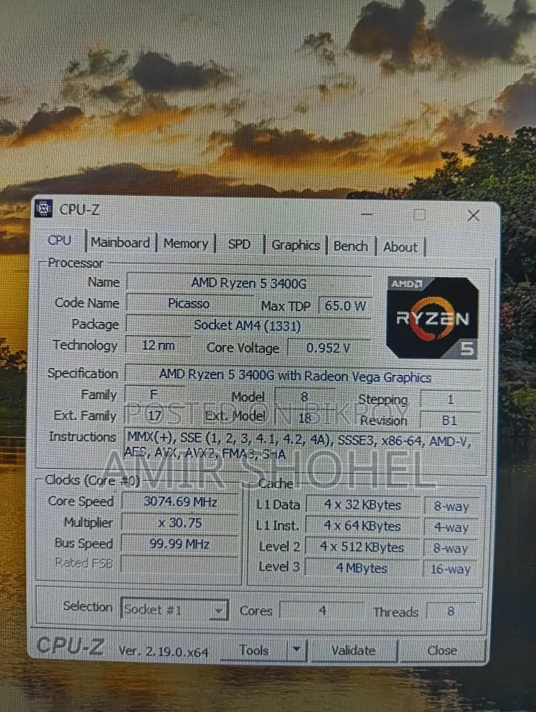 AMD Ryzen 5 3400G Gaming PC