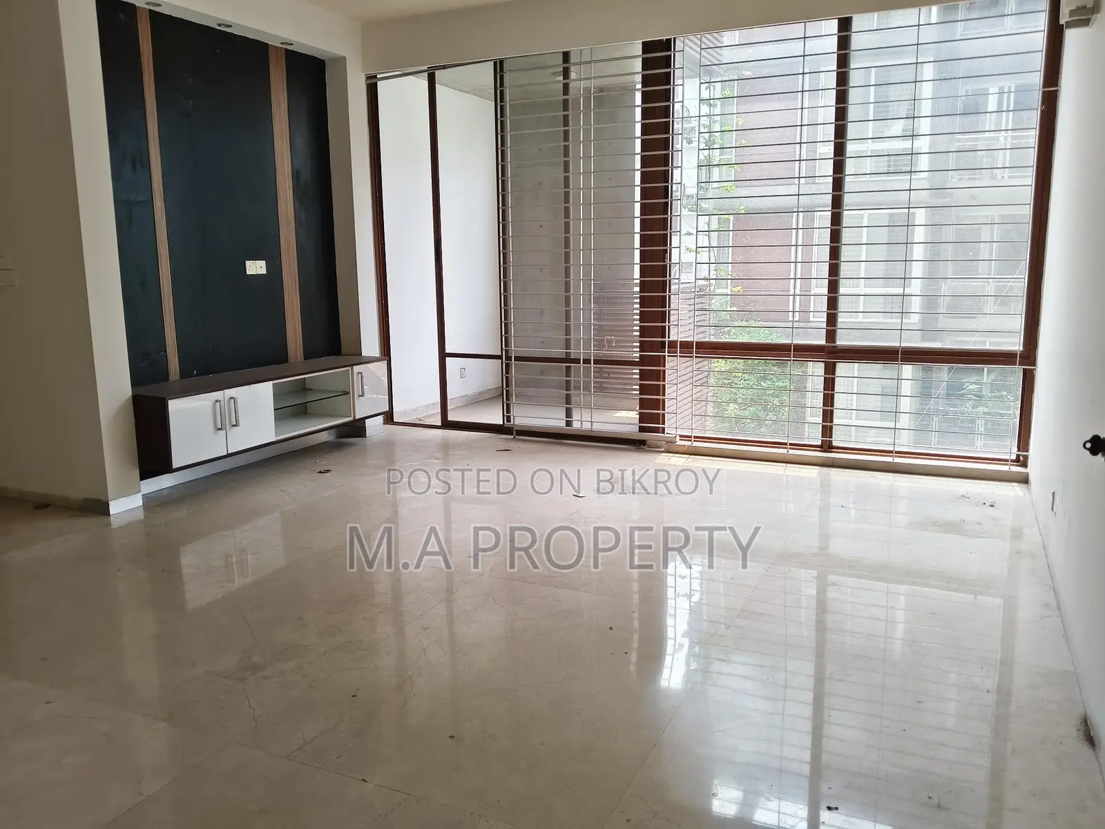 Rent 4-Bed Apartment 4000sqft 2-Carpark Baridhara