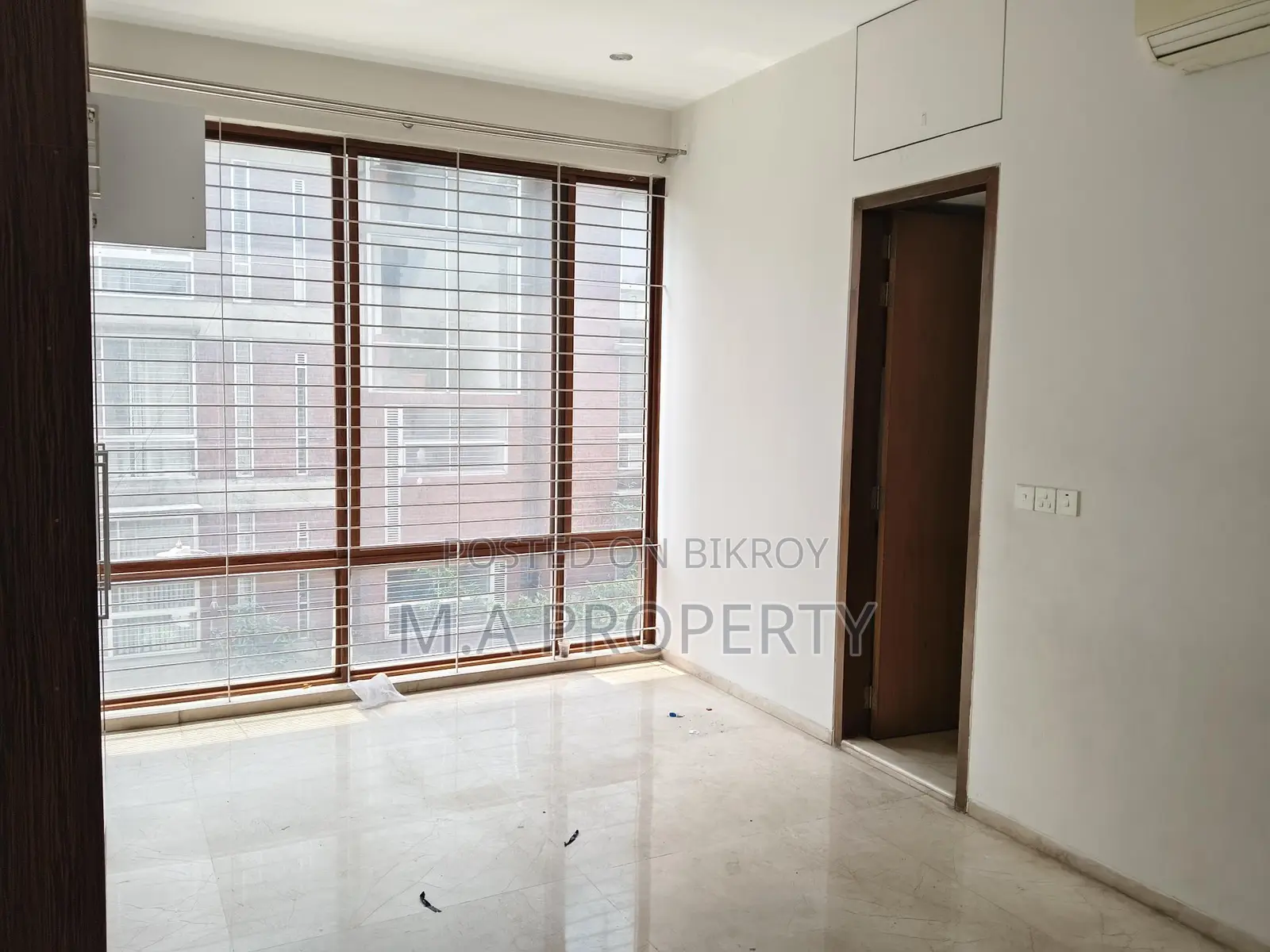 Rent 4-Bed Apartment 4000sqft 2-Carpark Baridhara