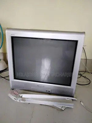 জরুরি ভিত্তিতে একটি বক্স টিভি বিক্রি হবে