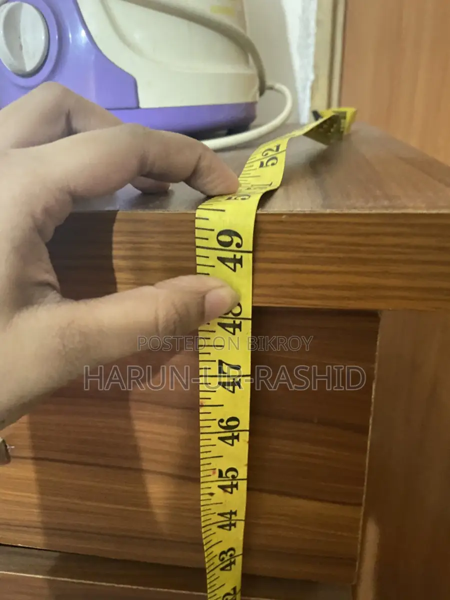 Wardrobe with 4 drawers