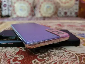 Samsung Galaxy S21 (Used)