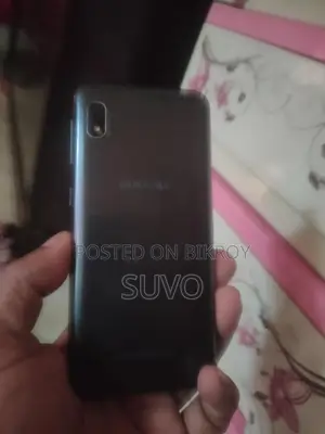 Samsung Galaxy A10e 4G 2/32 GB (Used)