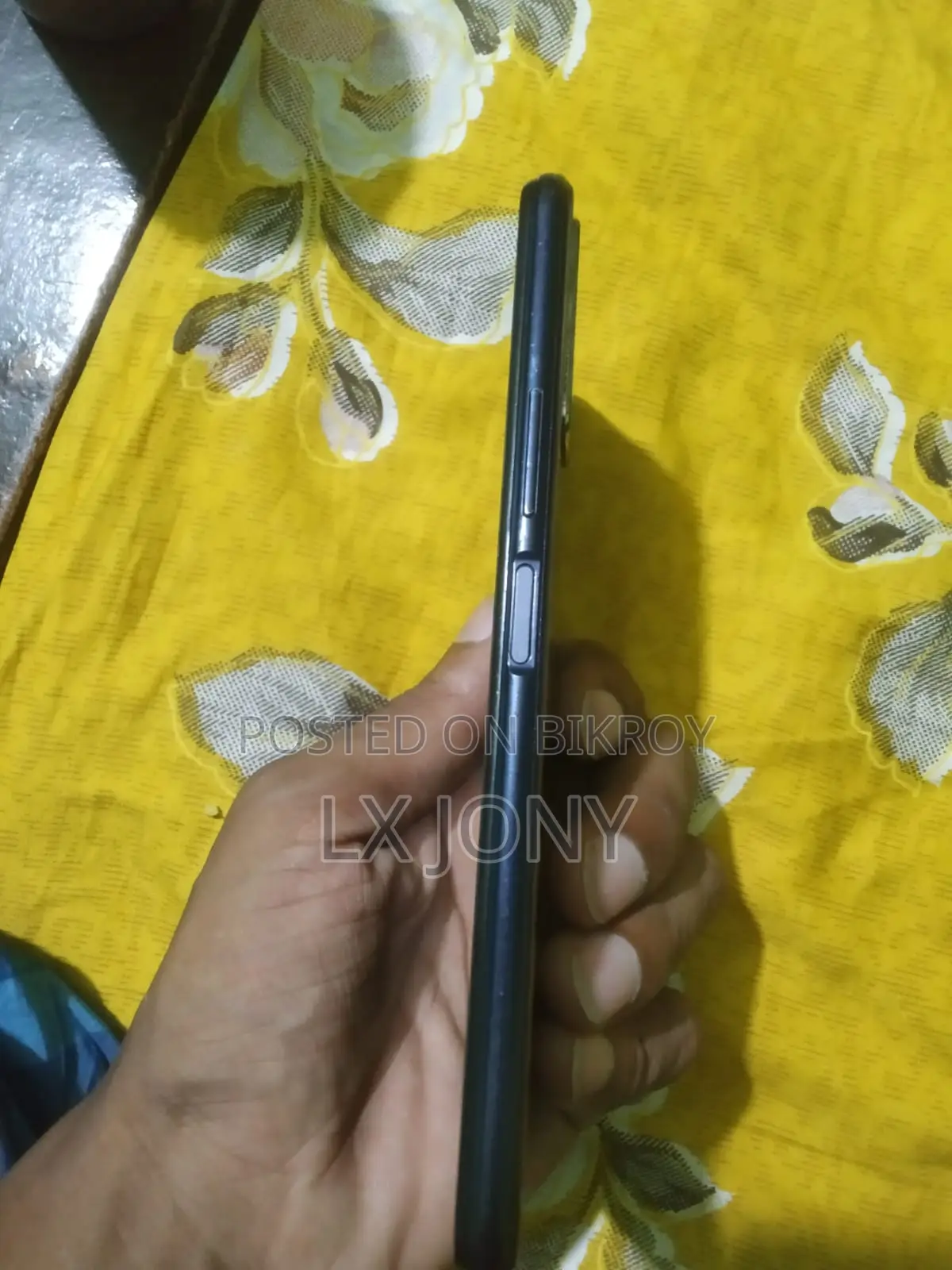 Vivo Y20 . (Used)