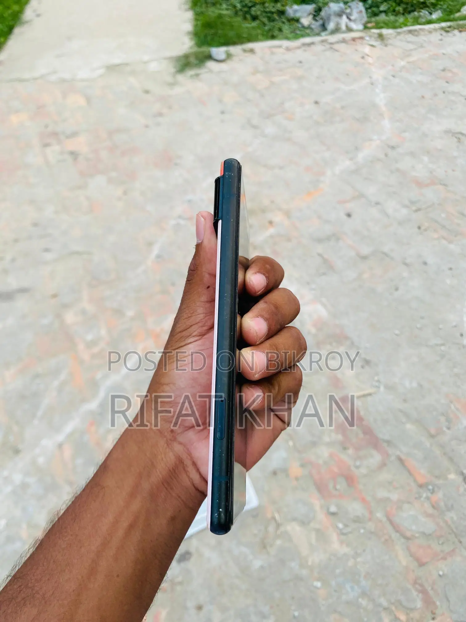 Google Pixel 6 . (Used)