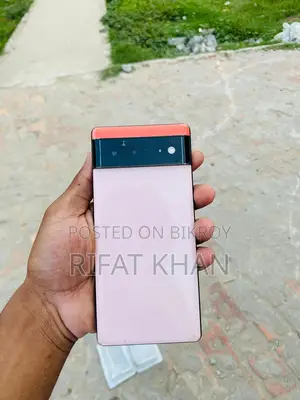 Google Pixel 6 . (Used)