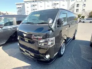 Toyota Hiace Super GL Dark Prime 2023