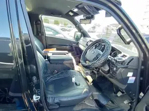 Toyota Hiace Super GL Dark Prime 2023