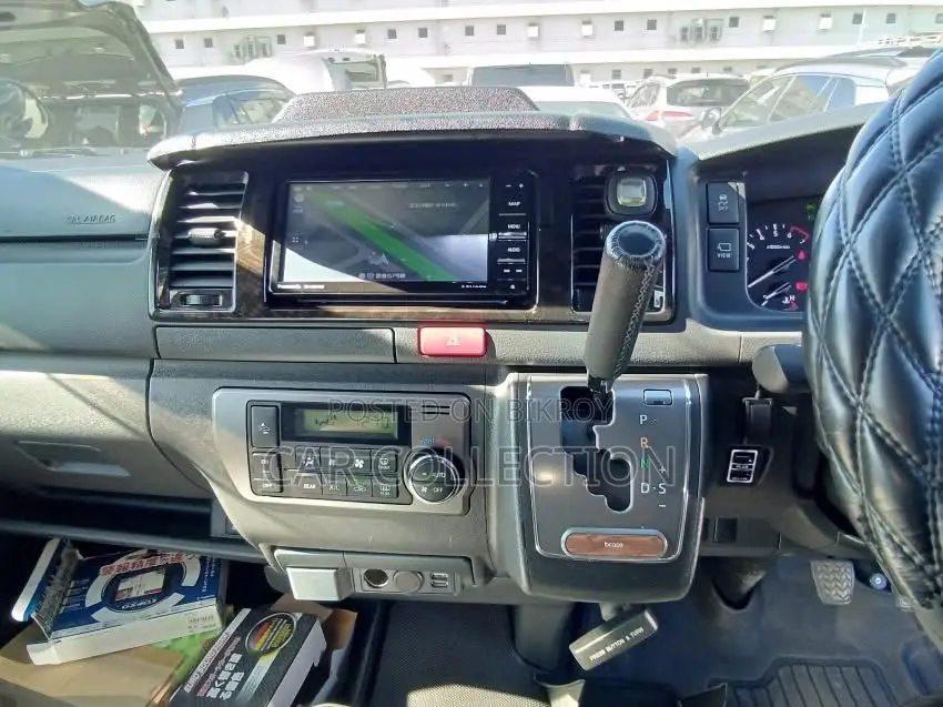Toyota Hiace Super GL Dark Prime 2023