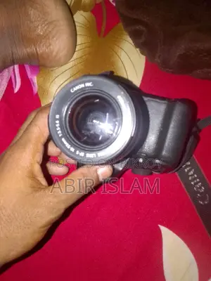 Canon camera EOS 1200D with 18-55 kit lens