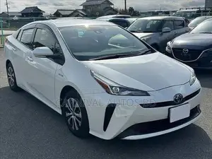 Toyota Prius 2020 Pearl