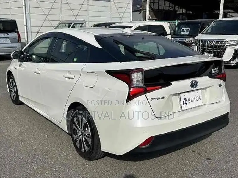 Toyota Prius 2020 Pearl