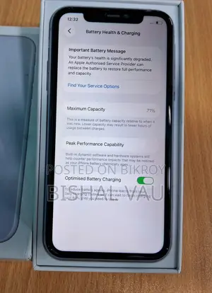 Apple iPhone 11 (Used)