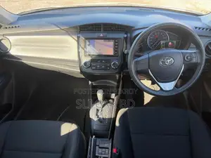 Toyota Axio HYBRID 2021