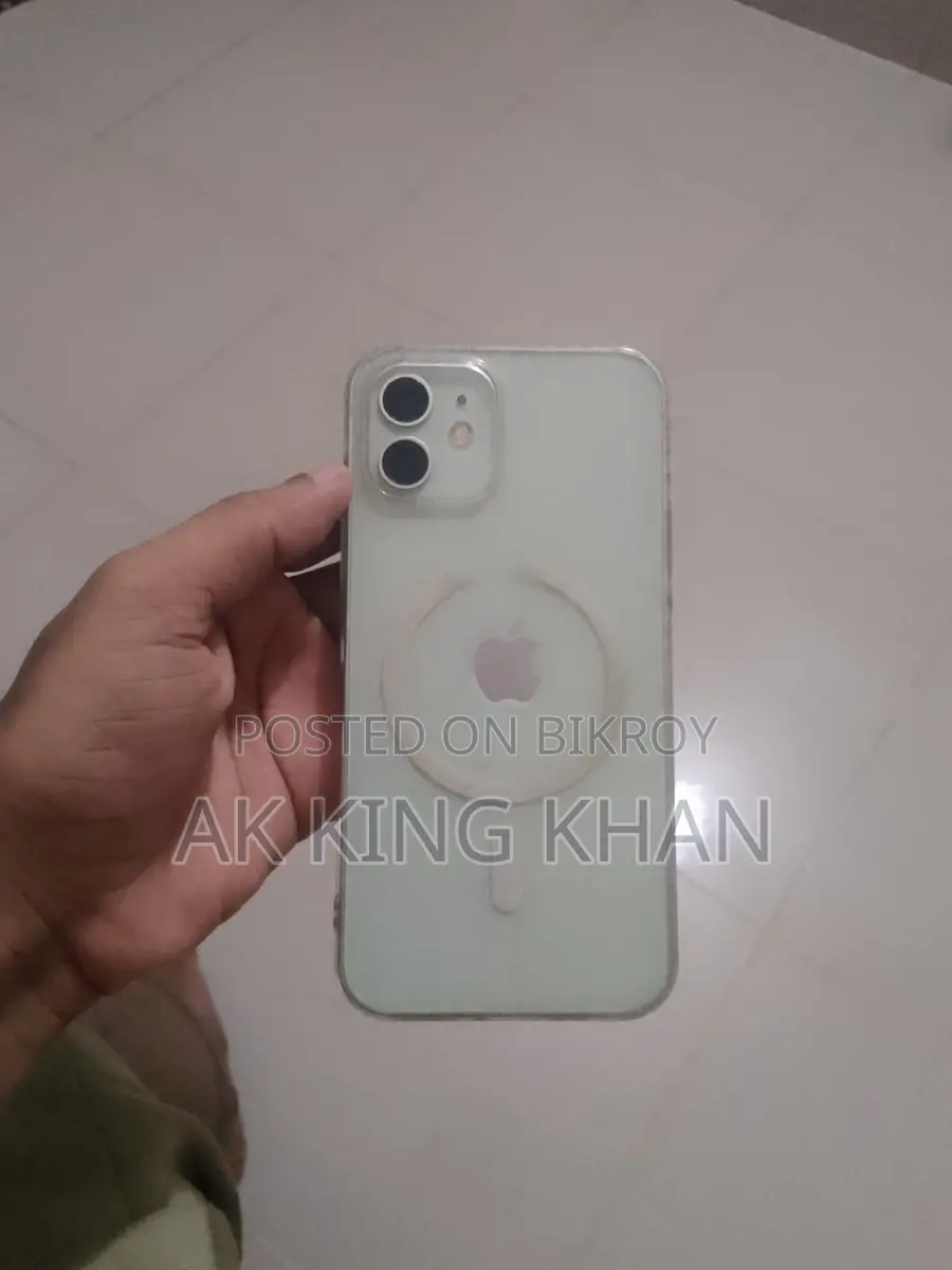 Apple iPhone 12 . (Used)