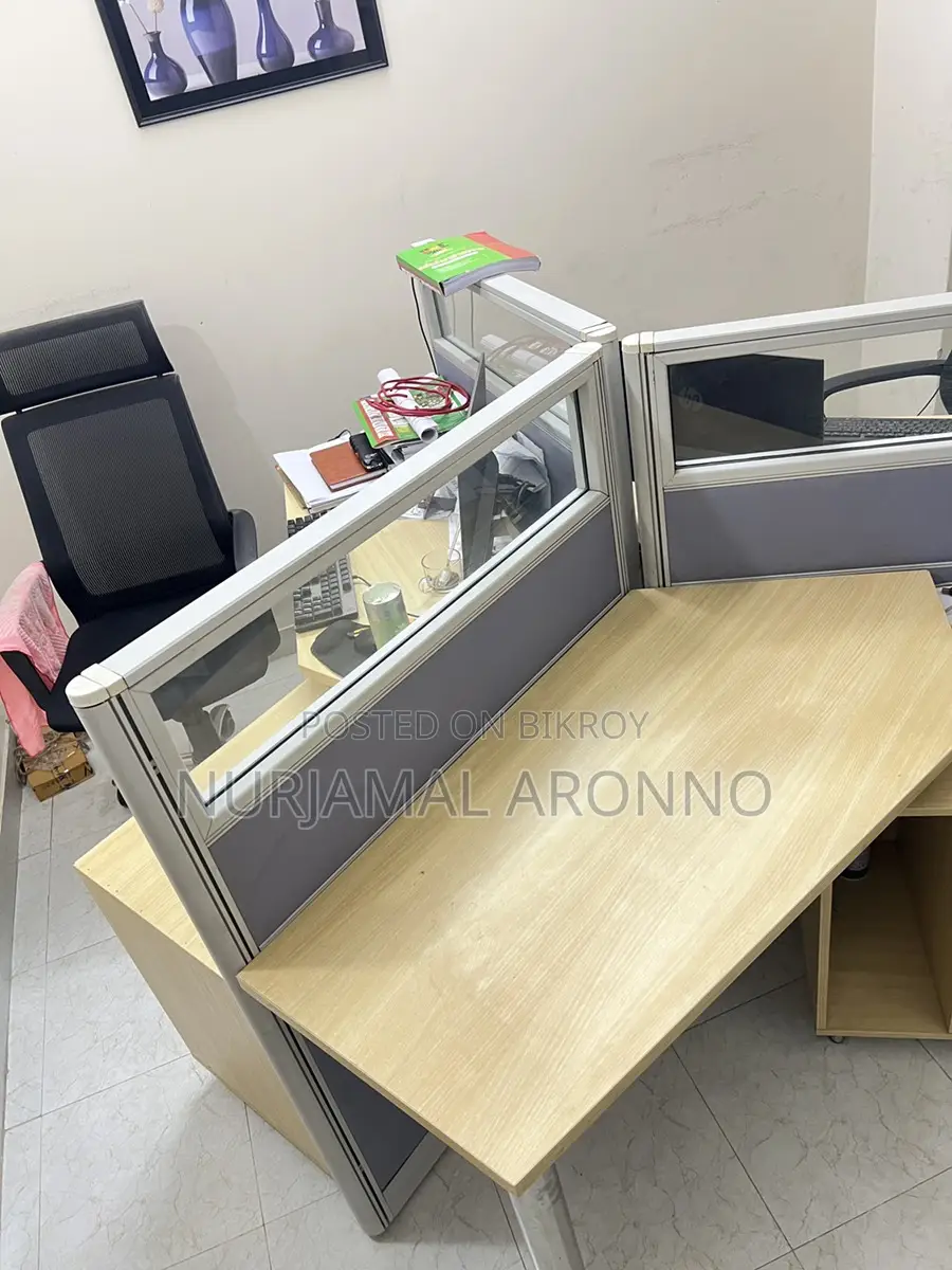 Regal Butterfly Design Workstation Table