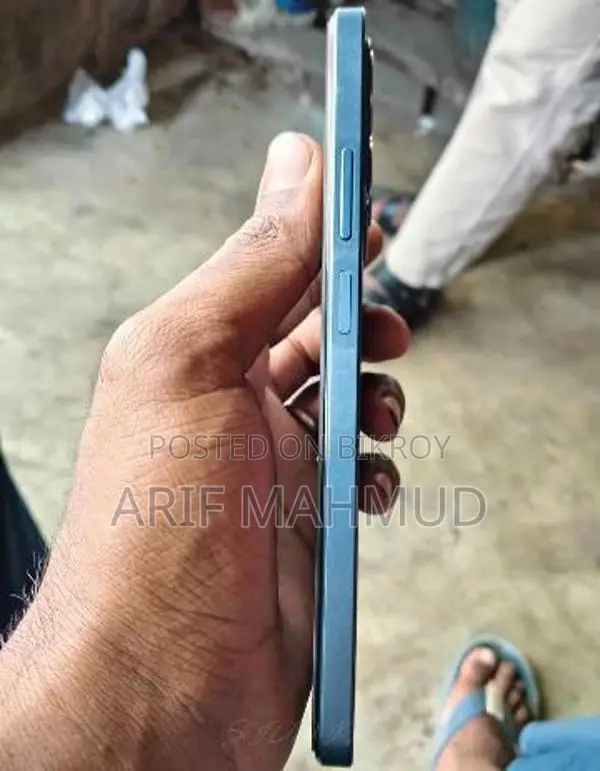 Realme C63 8/128 (Used)