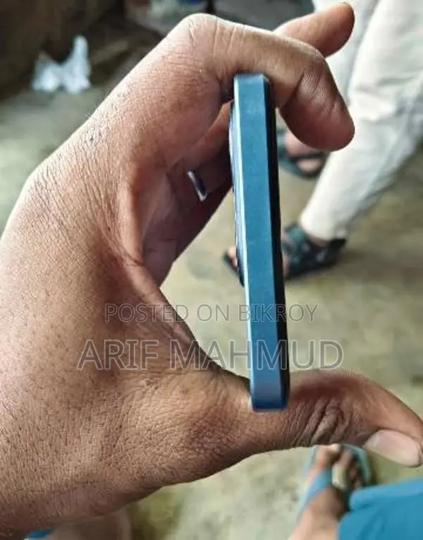 Realme C63 8/128 (Used)