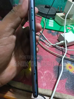 Infinix Hot 10 Play 4/64 (Used)
