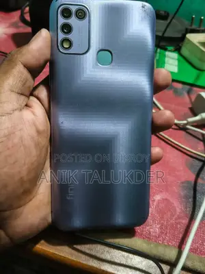 Infinix Hot 10 Play 4/64 (Used)