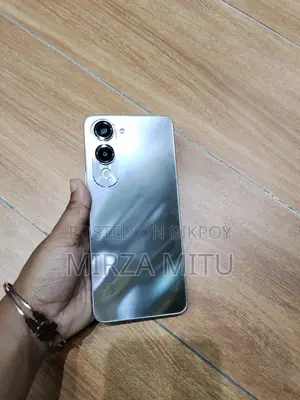 Vivo Y04 phone (Used)