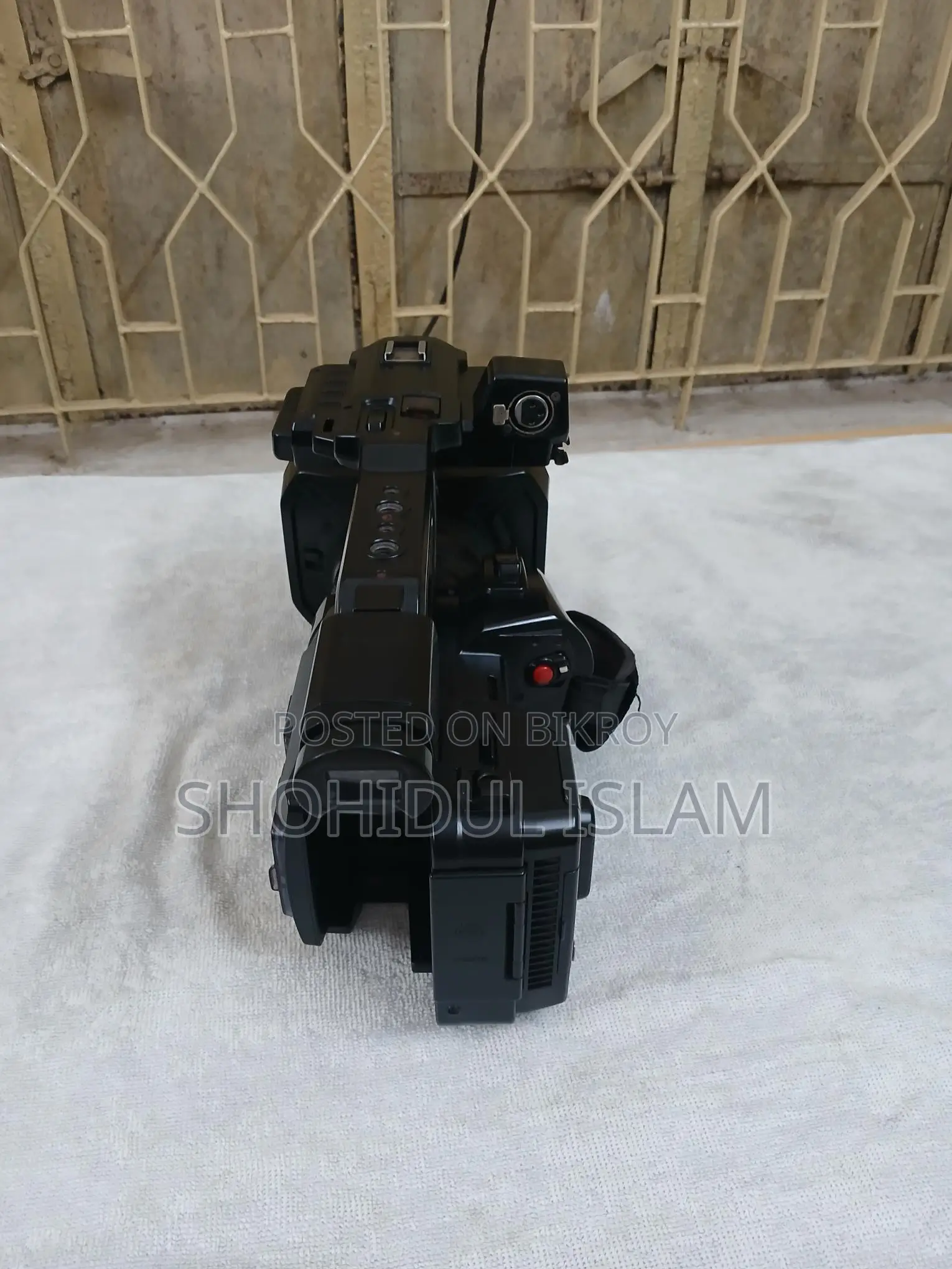 4K Video Camera, Best for Shooting or Live Telecast
