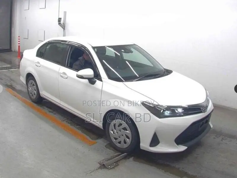Toyota Axio HYBRID 2023