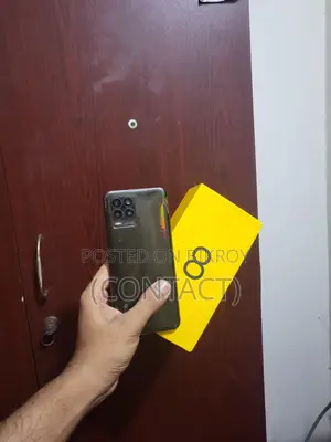 Realme 8 8GB/128GB (Used)
