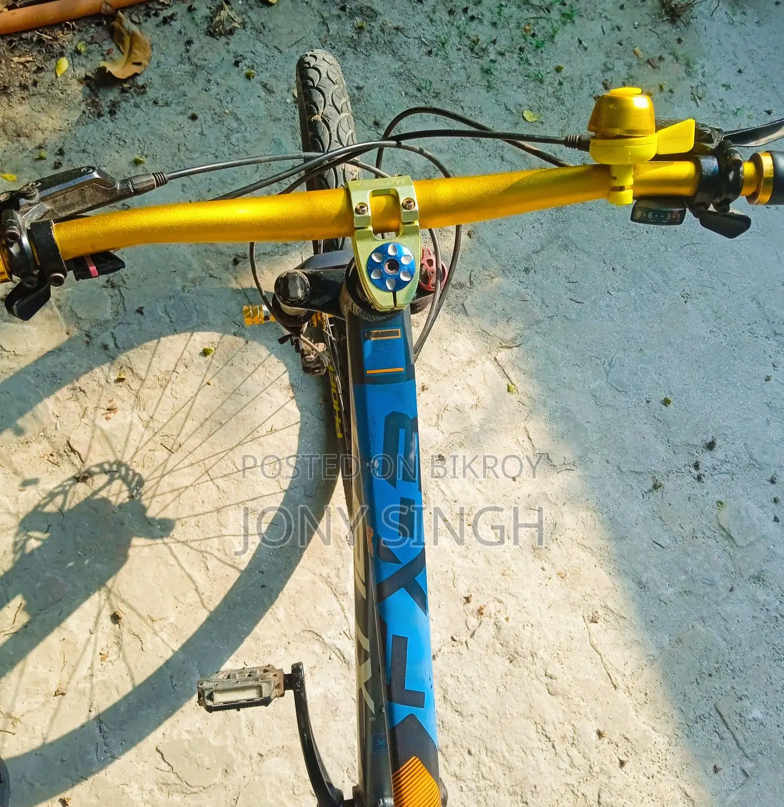 A fresh condition bicycle