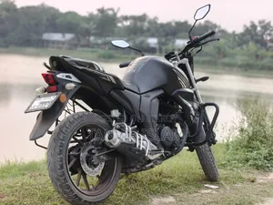 Yamaha FZ 2023 Black