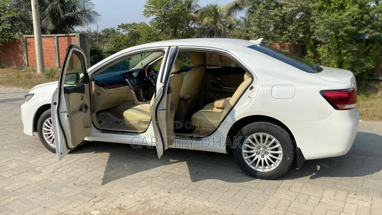 Toyota Premio FEX package 1500cc 2014