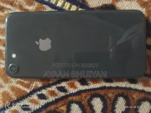 Apple iPhone 8 (Used)