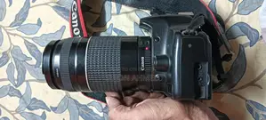 EOS 450D Camera