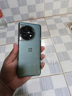 OnePlus 11 16/256 (Used)