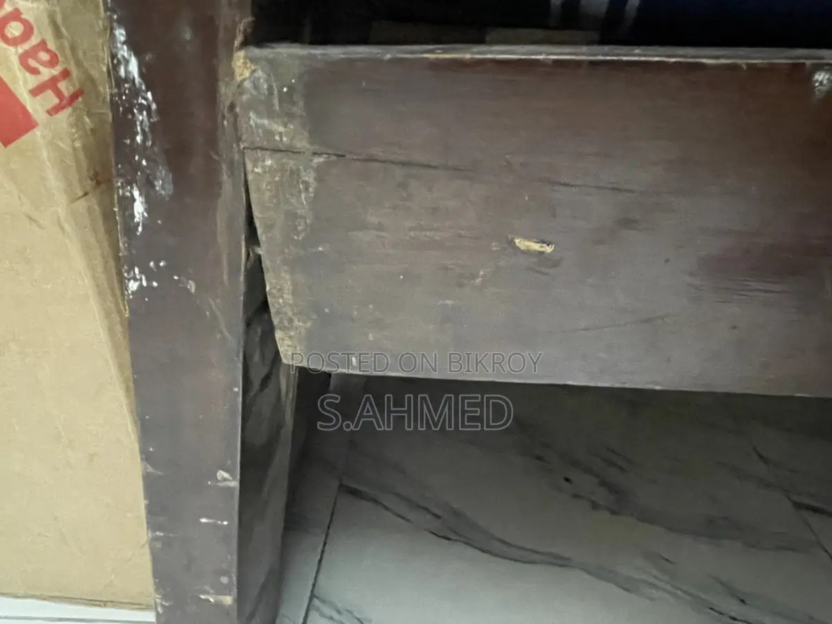 মেহগনি খাট