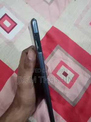 Lava Iris (Used)