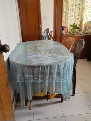 Simple Design Mahogany Wood Dining Table and Chairs for Sale