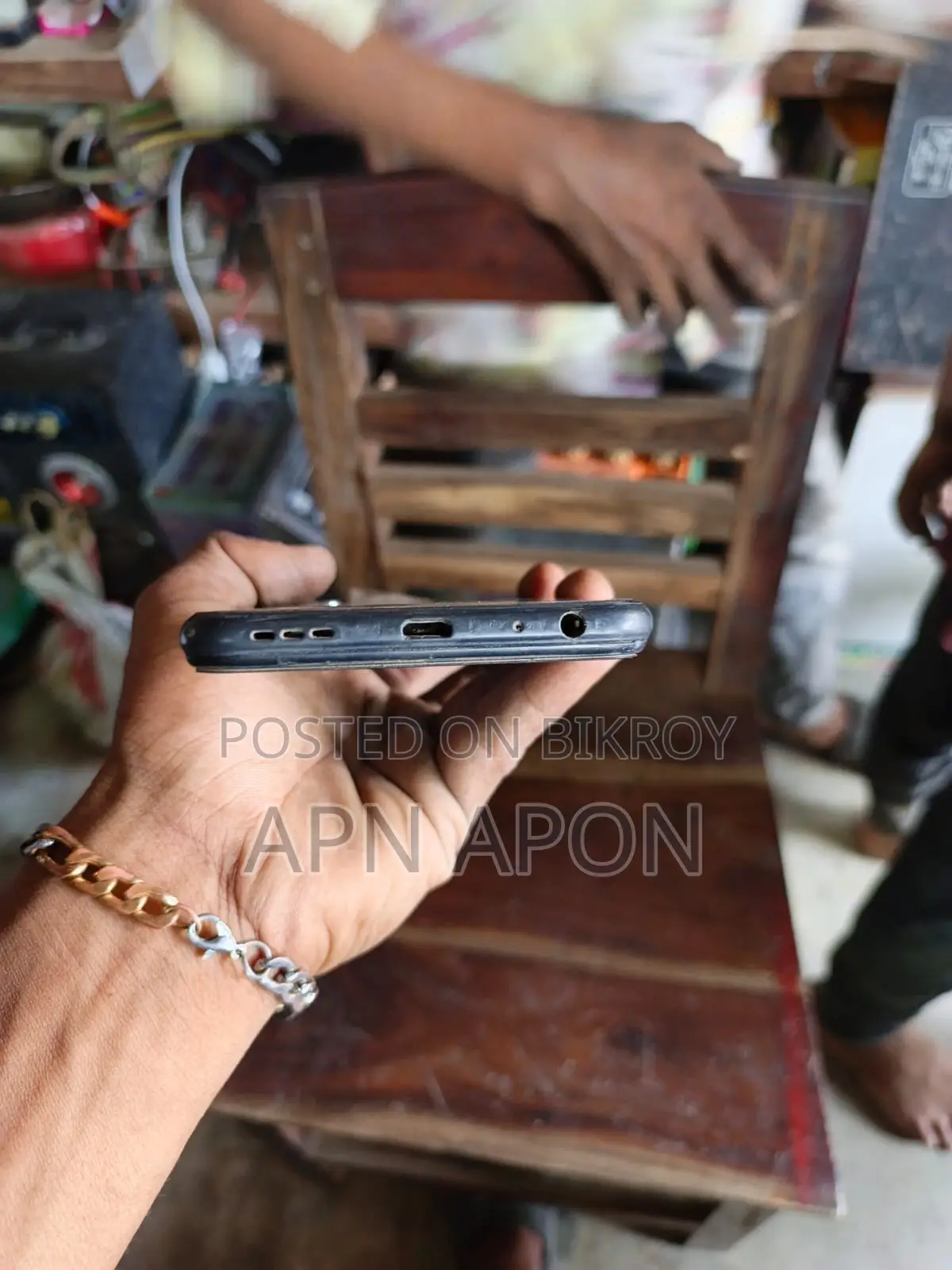 Vivo Y20 . (Used)